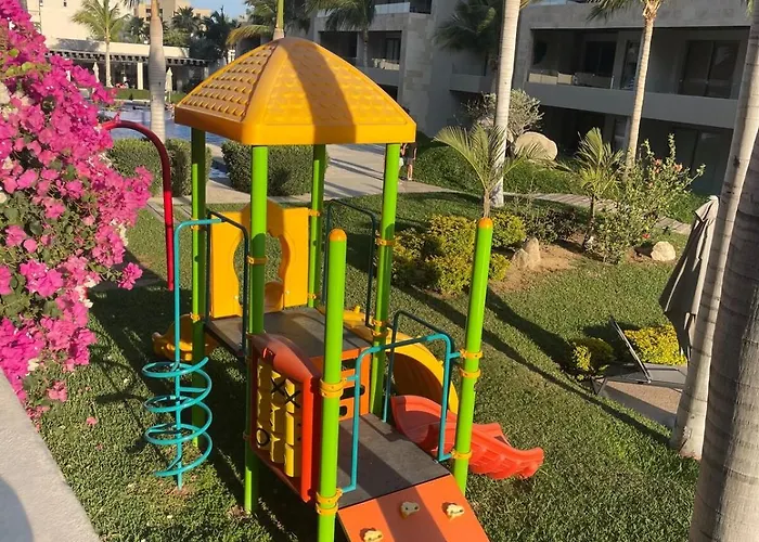 Beautiful 2bed, 3bath, Pools And Views! Apartment *